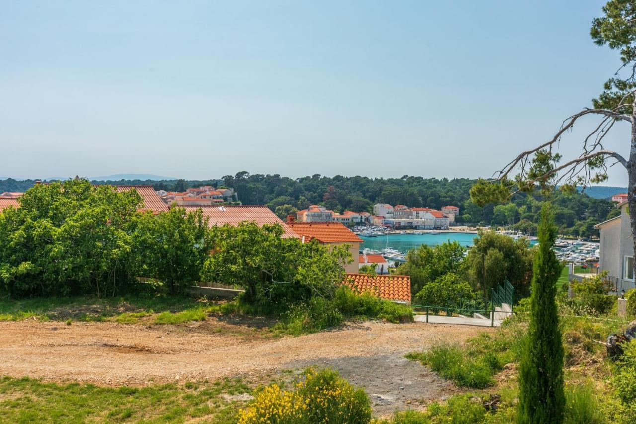 Apartments Vila Antula Banjol Exterior photo