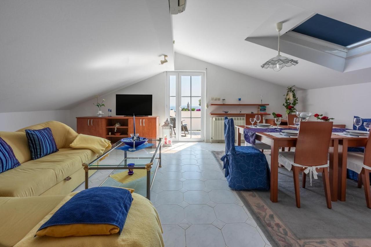 Apartments Vila Antula Banjol Exterior photo