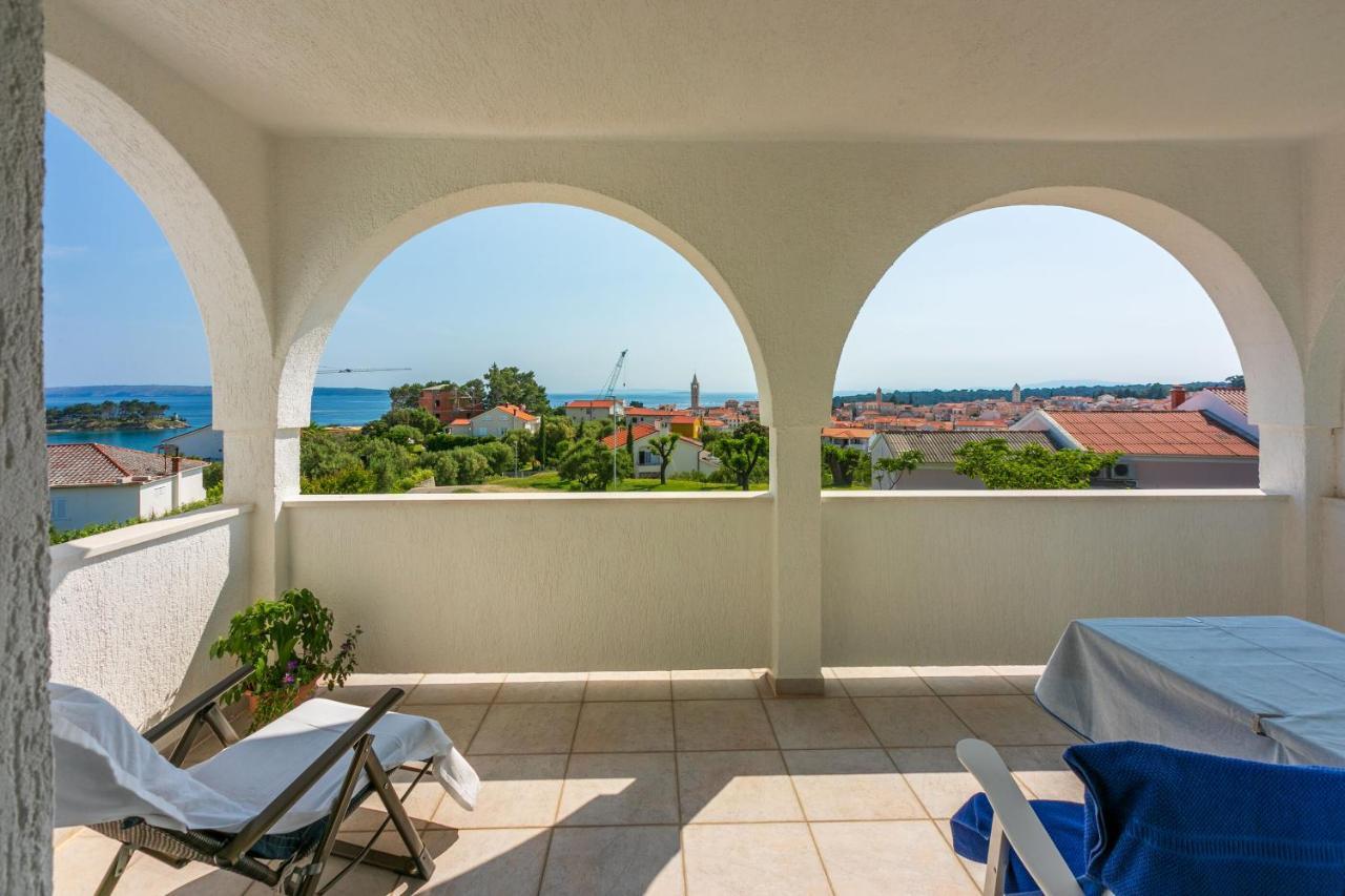 Apartments Vila Antula Banjol Exterior photo